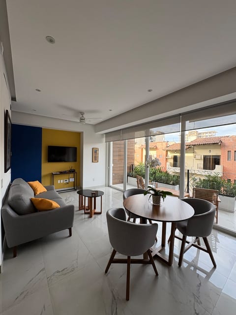 Condo in the Romantic Zone
