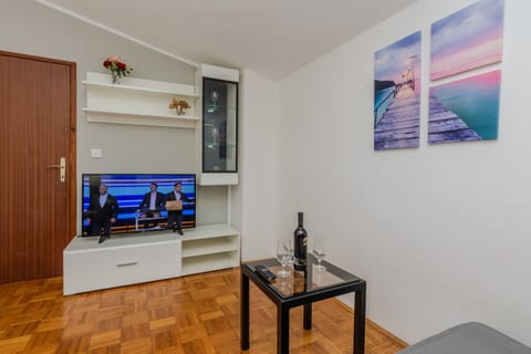 Apartment Vujic - Unit 371277-13