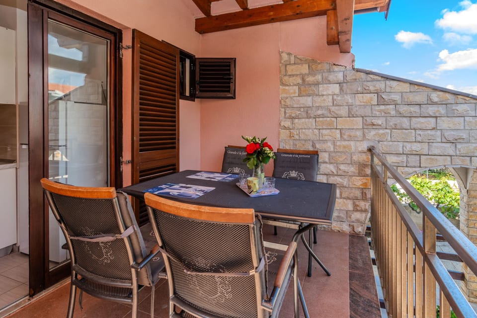 Apartment Vujic - Unit 371277-13