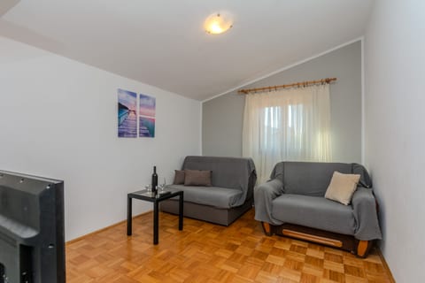 Apartment Vujic - Unit 371277-13