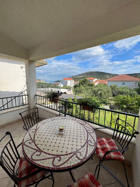 Apartments Luna - Unit 371307-13
