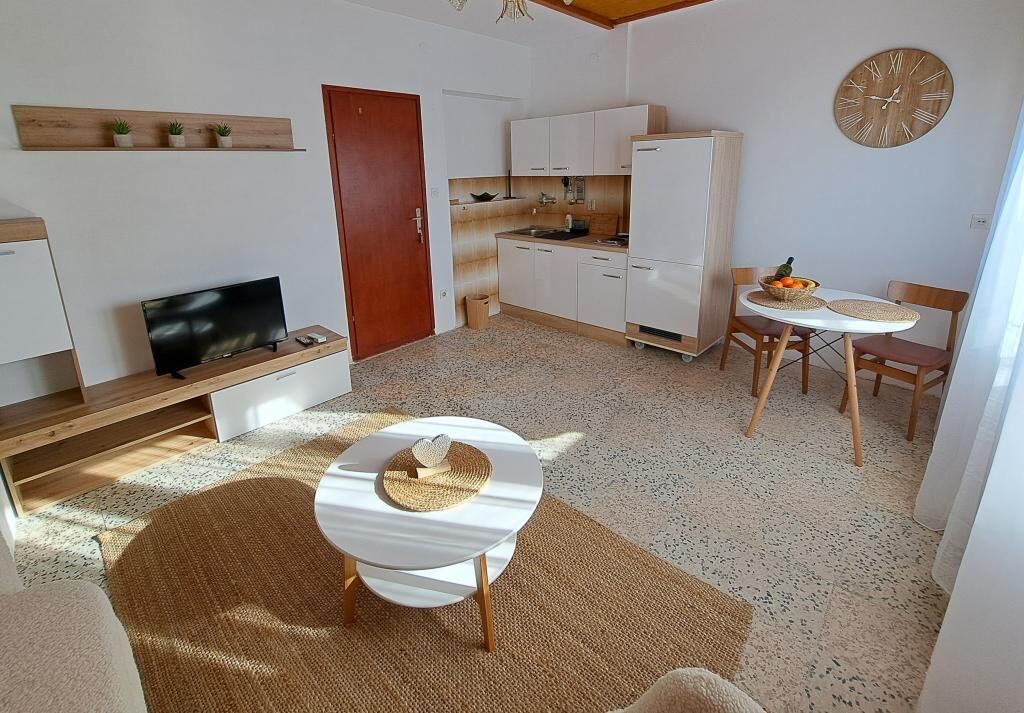 Apartments Izabela - Unit 371310-13