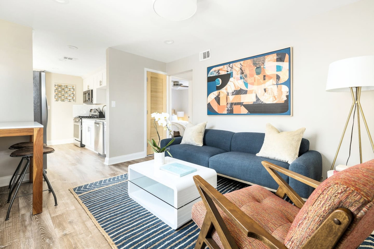 comfy-in-the-city-or-old-fourth-ward-or-local/