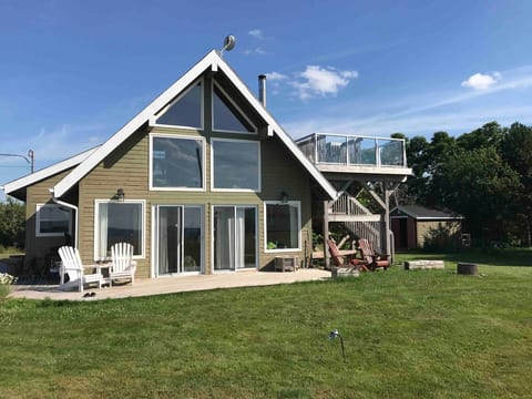 Nova Scotia’s North Shore Cottage