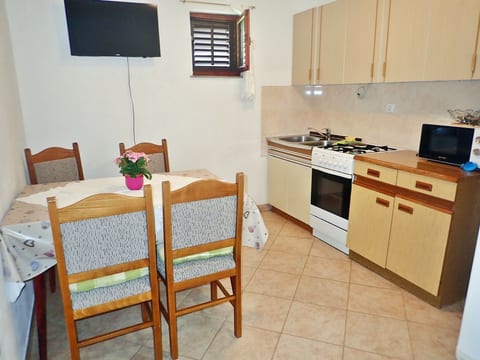 Apartments Katica - Unit 371121-13