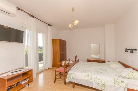 Apartments Sonja - Unit 371304-13
