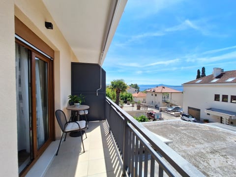 Apartment and Rooms Katunar - Unit 371323-13