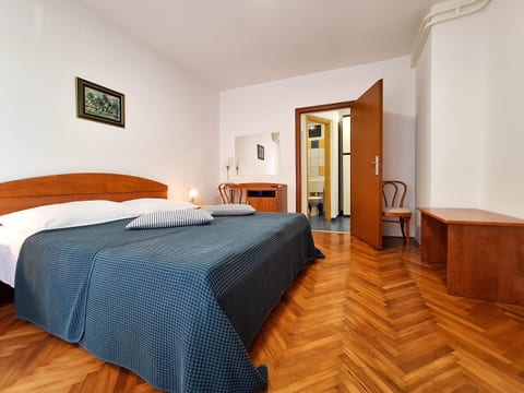 Apartment and Rooms Katunar - Unit 371324-13