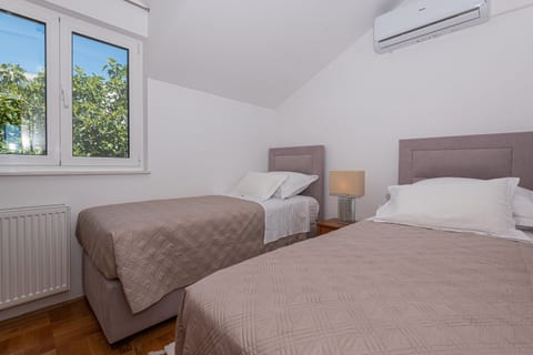 Villa Holiday Reunion - Unit 371347-13