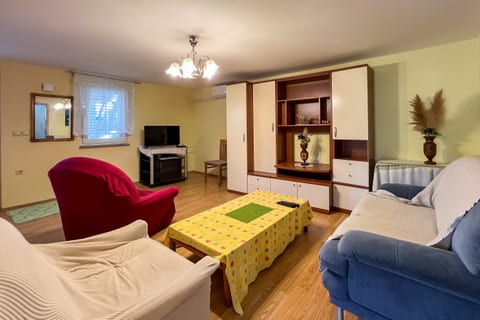 Apartments Franjo - Unit 371350-13