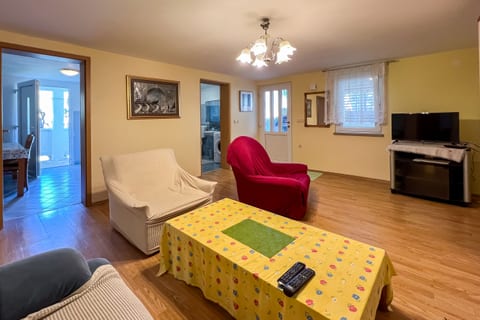 Apartments Franjo - Unit 371350-13