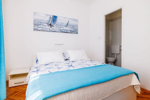 Apartments and Room Petar - Unit 371360-13