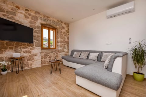 Villa Grgo - Unit 371397-13