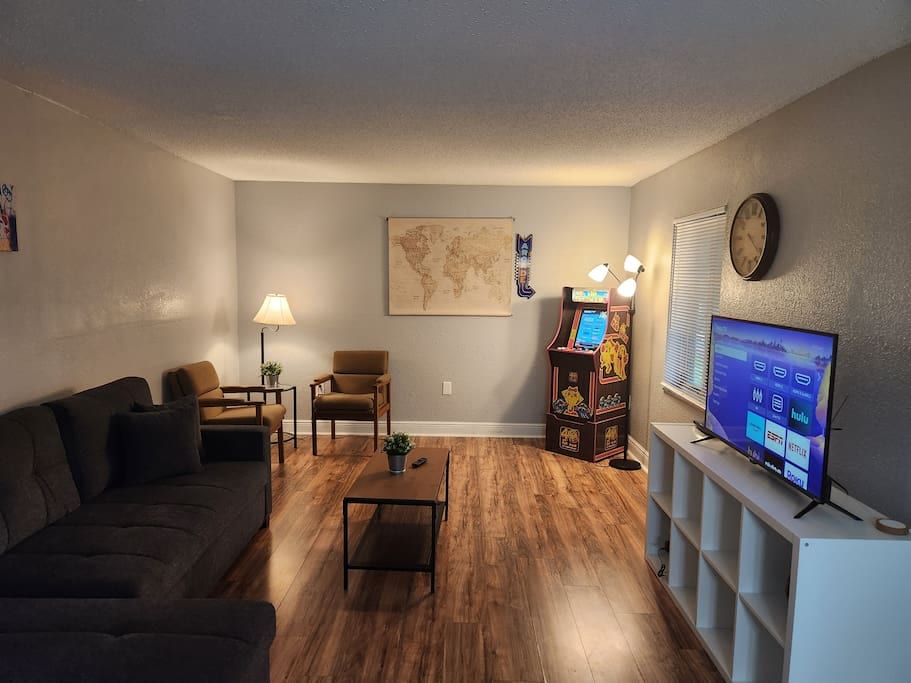 Centrally located cozy 2BR near attractions - Orlando