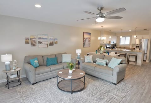 1st Floor, Living Room, Dining Area & Kitchen