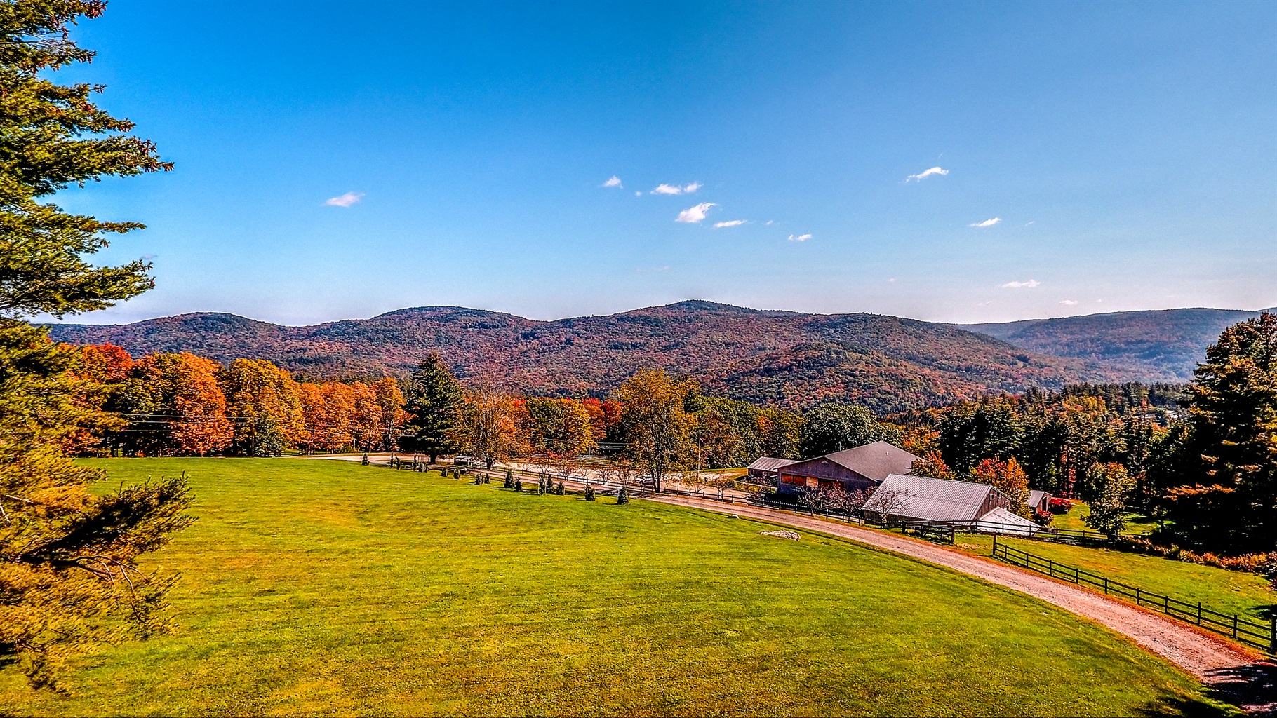 sauna-with-green-mountain-view-s/