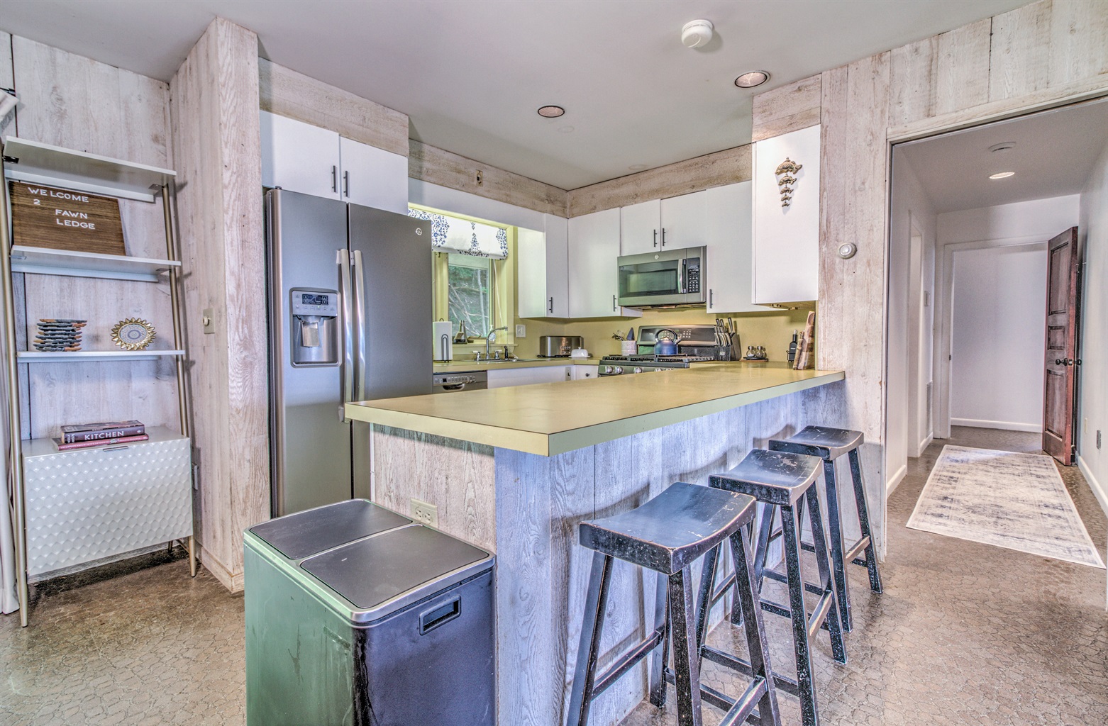 sauna-with-green-mountain-view-s/