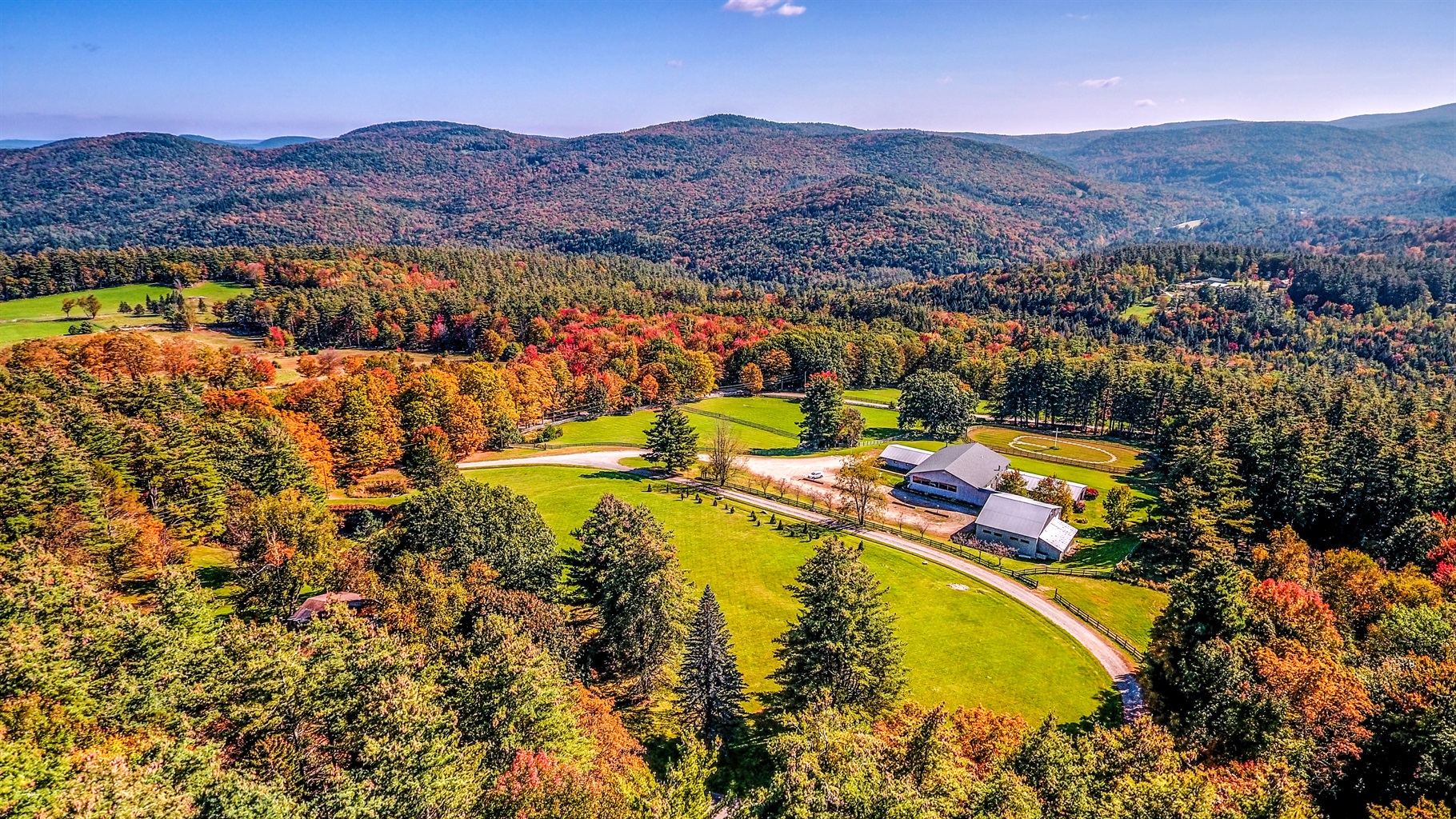 sauna-with-green-mountain-view-s/
