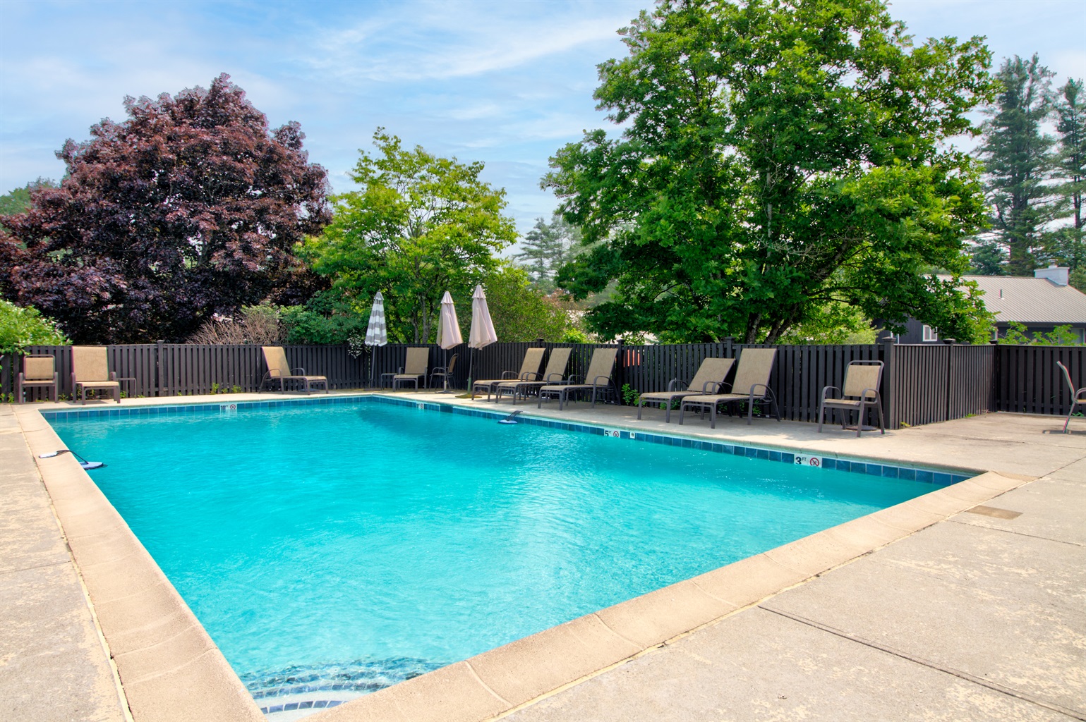 stratton-loft-with-pool/