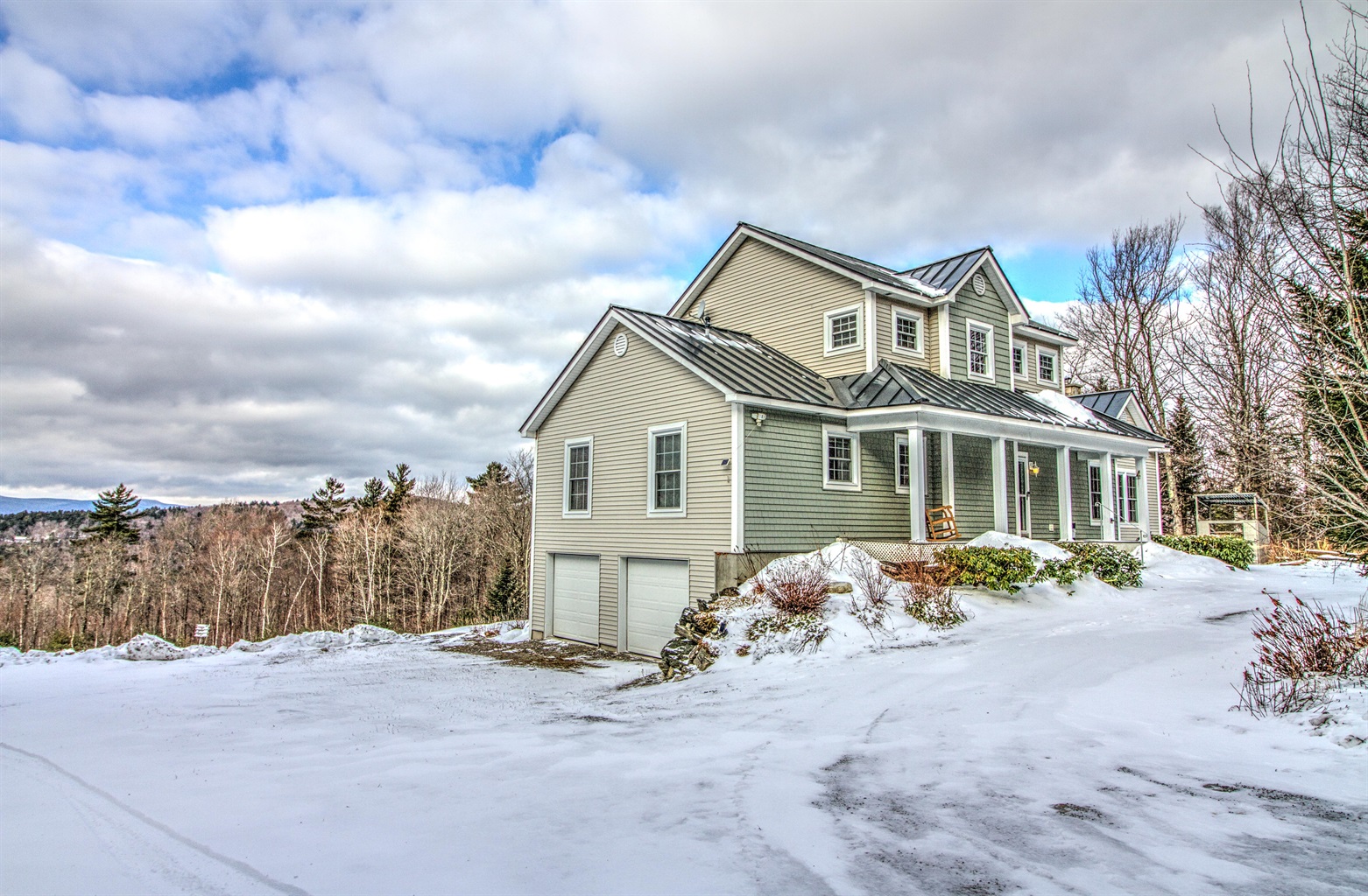 valley-views-with-hot-tub/