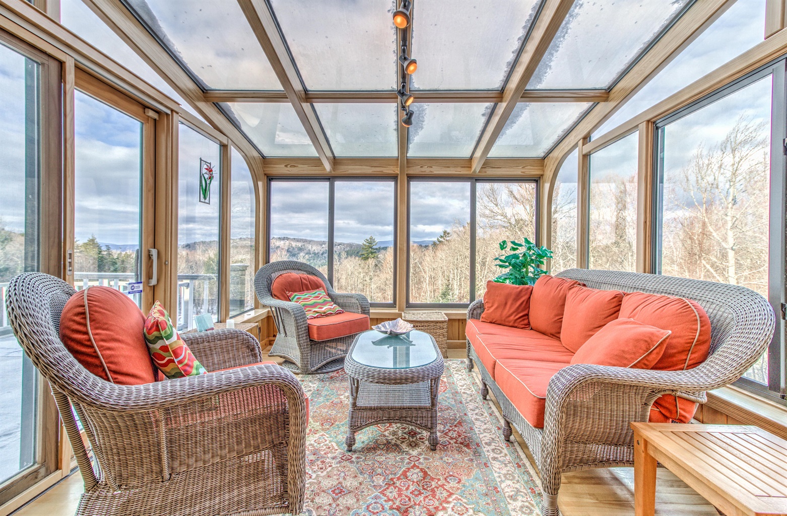 valley-views-with-hot-tub/