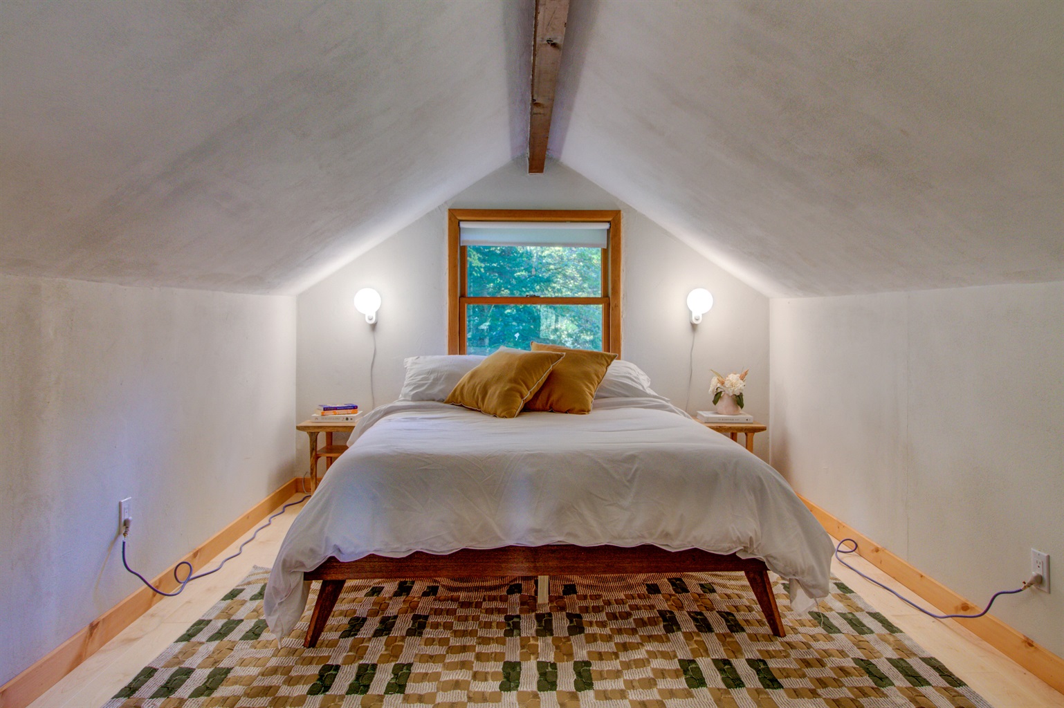 londonderry-loft-with-sauna/