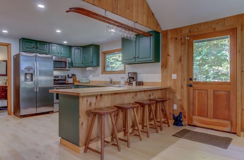 Londonderry Loft with Sauna