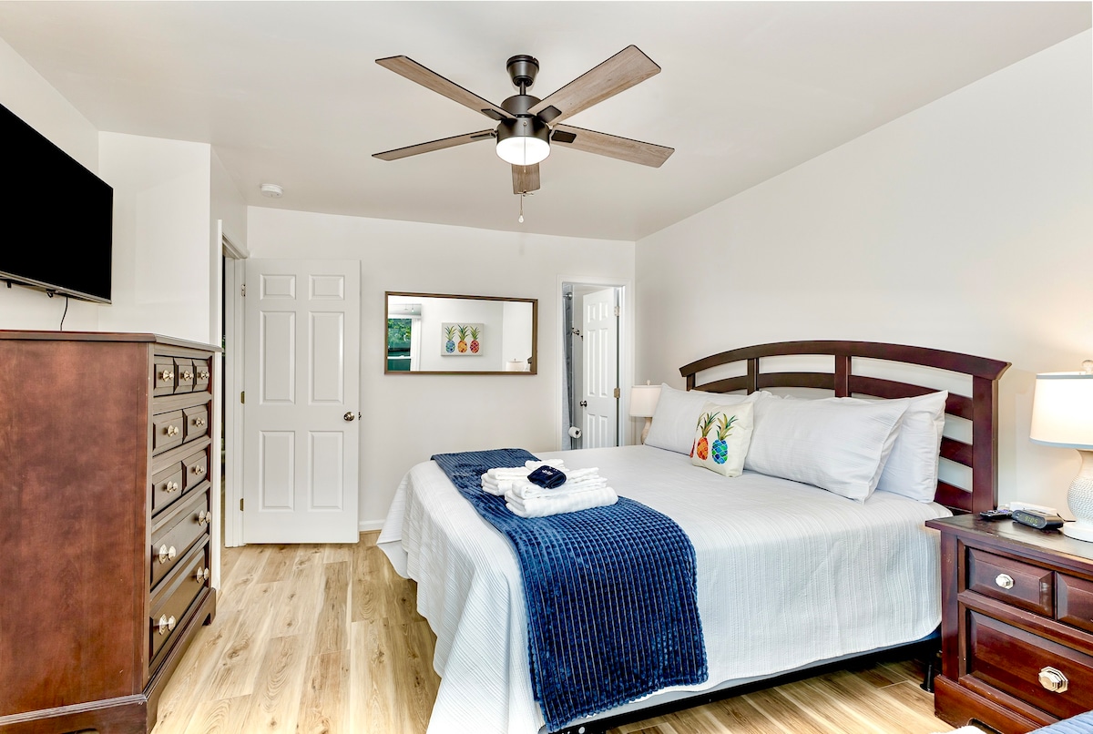 the-perky-pineapple-quiet-ranch/