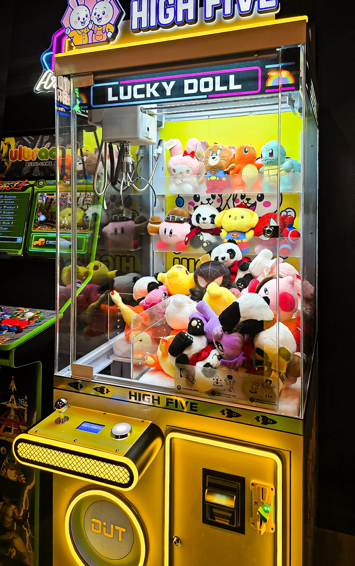A fun claw machine packed with a variety of adorable plush toys, including pandas, superheroes, and popular characters. It offers an entertaining challenge that’s perfect for guests of all ages