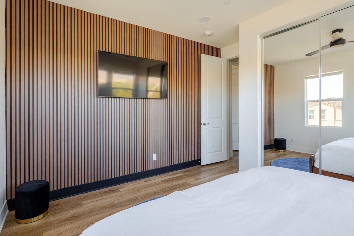 Pool & Spa | Sauna | Game Room | Lakeside Views image 35