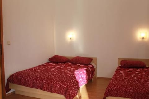 Apartments Radmila - Unit 370734-13