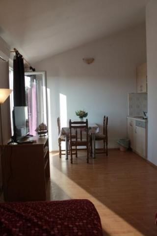 Apartments Radmila - Unit 370734-13