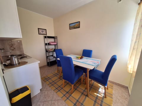 Apartments Domino - Unit 371337-13