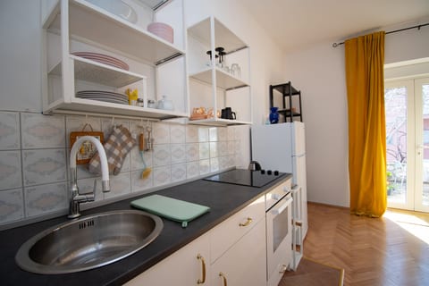 Apartment Nina - Unit 371321-13