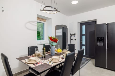 House Amnis - Unit 371333-13