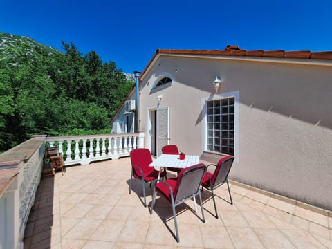 Apartment Nenad - Unit 371437-13
