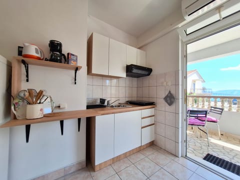Apartment Drena - Unit 374801-13