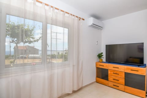 Apartment Live - Unit 375710-13