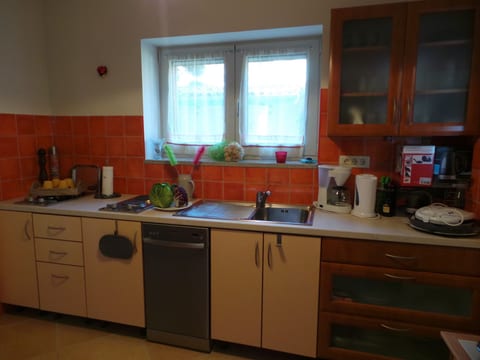 Apartments Rita - Unit 375713-13