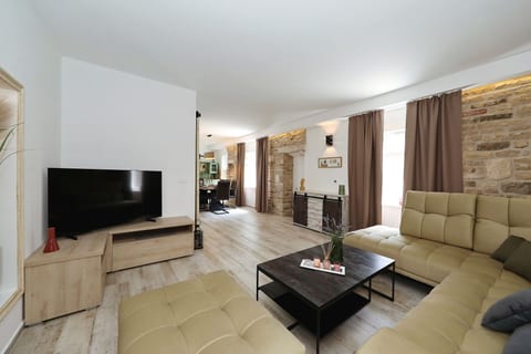 House Bona - Unit 375698-13