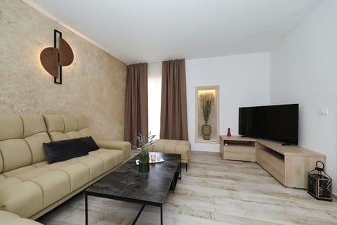 House Bona - Unit 375698-13