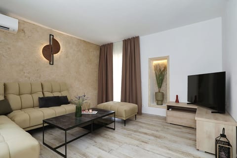 House Bona - Unit 375698-13