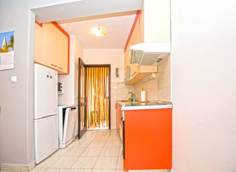 Apartment Centrum - Unit 375728-13
