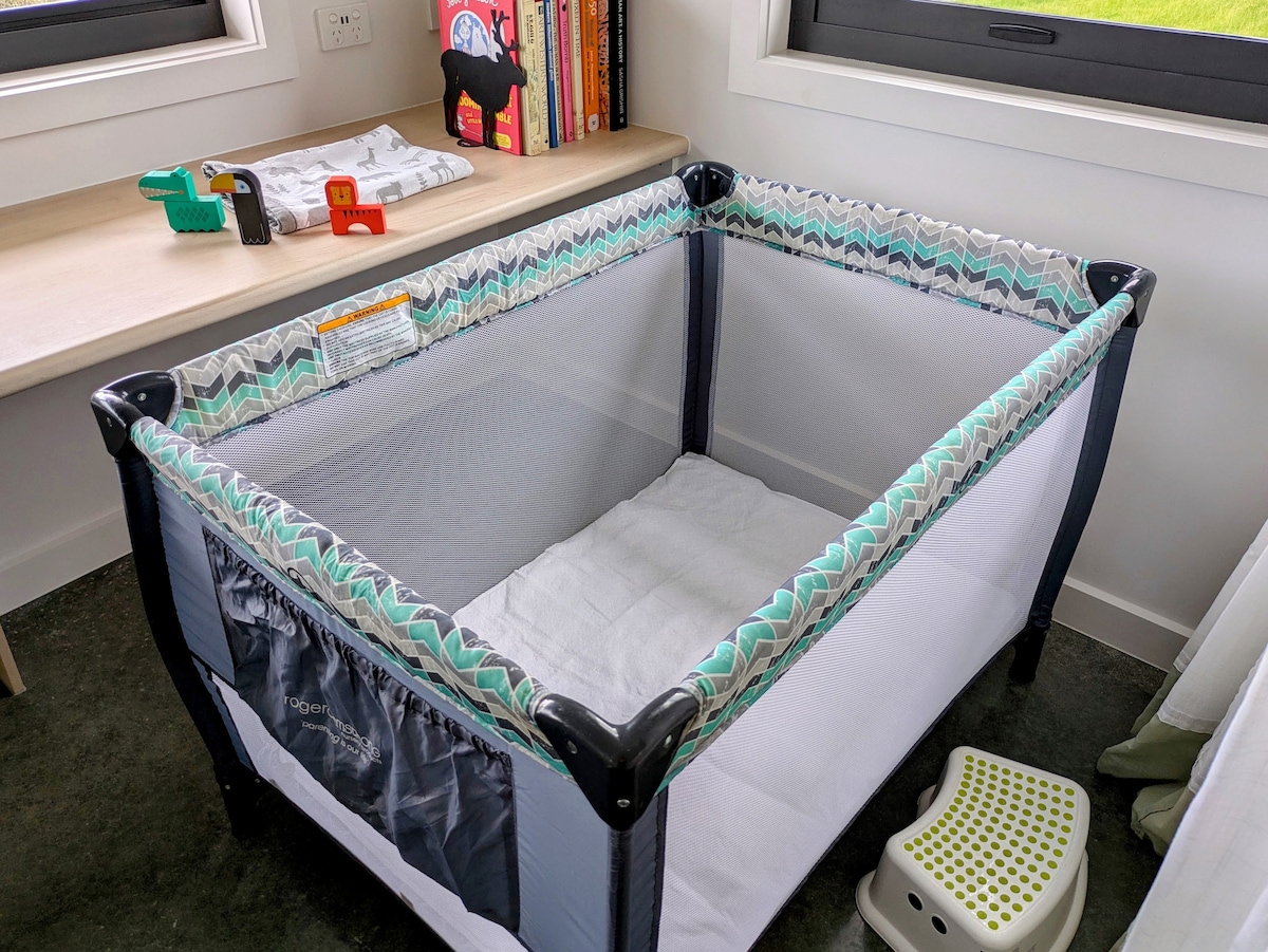 Baby port-a-cot (please bring your own bedding).