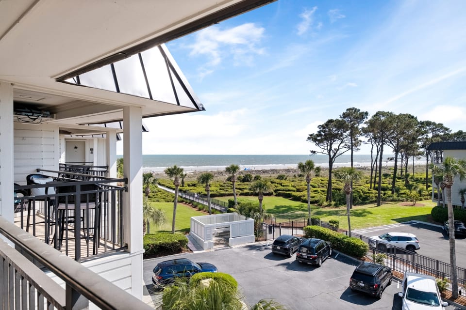 Gorgeous Views of Ocean
