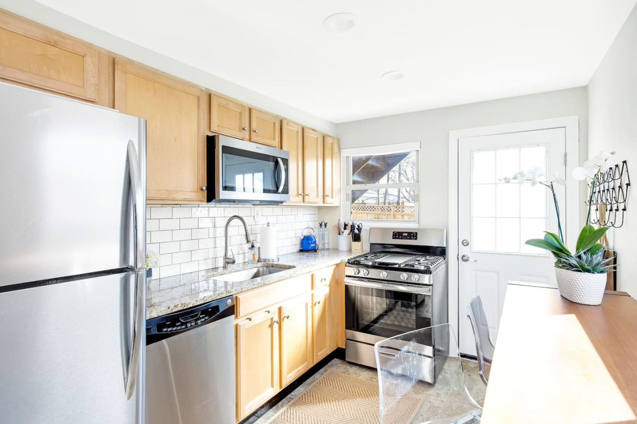 chic-in-the-city-or-old-fourth-ward-or-local/