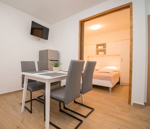 Apartment Luka - Unit 375744-13