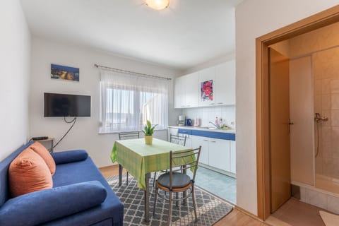 Apartments Mirjana - Unit 375766-13