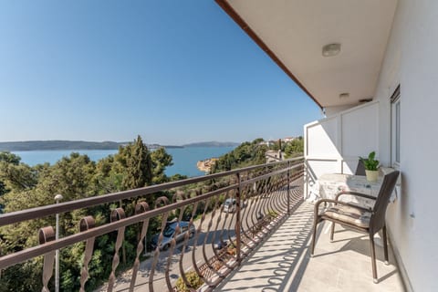 Apartments Mirjana - Unit 375766-13