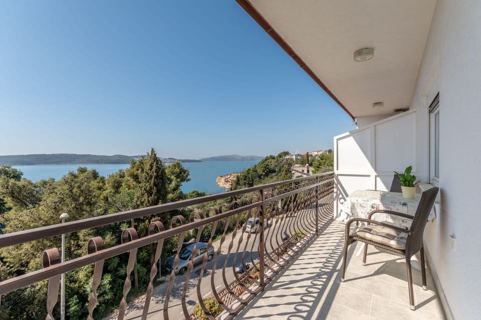 Apartments Mirjana - Unit 375766-13